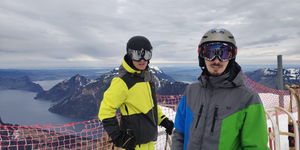 staying-warm-on-the-slopes.be57d3e1d9194da57891ad63c6fa600f